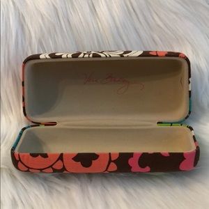 Vera Bradley Lola Sunglasses / Glasses Case